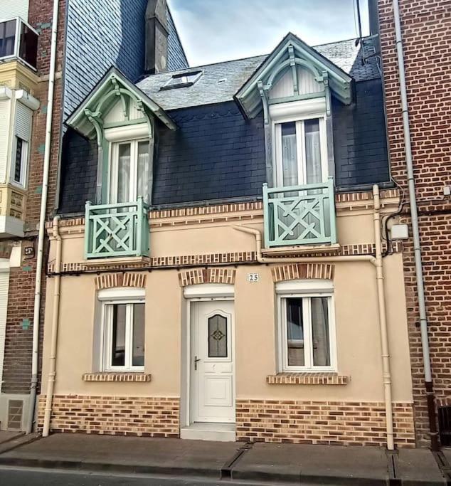Logement Dans Maison De Pecheur Le Tréport Esterno foto